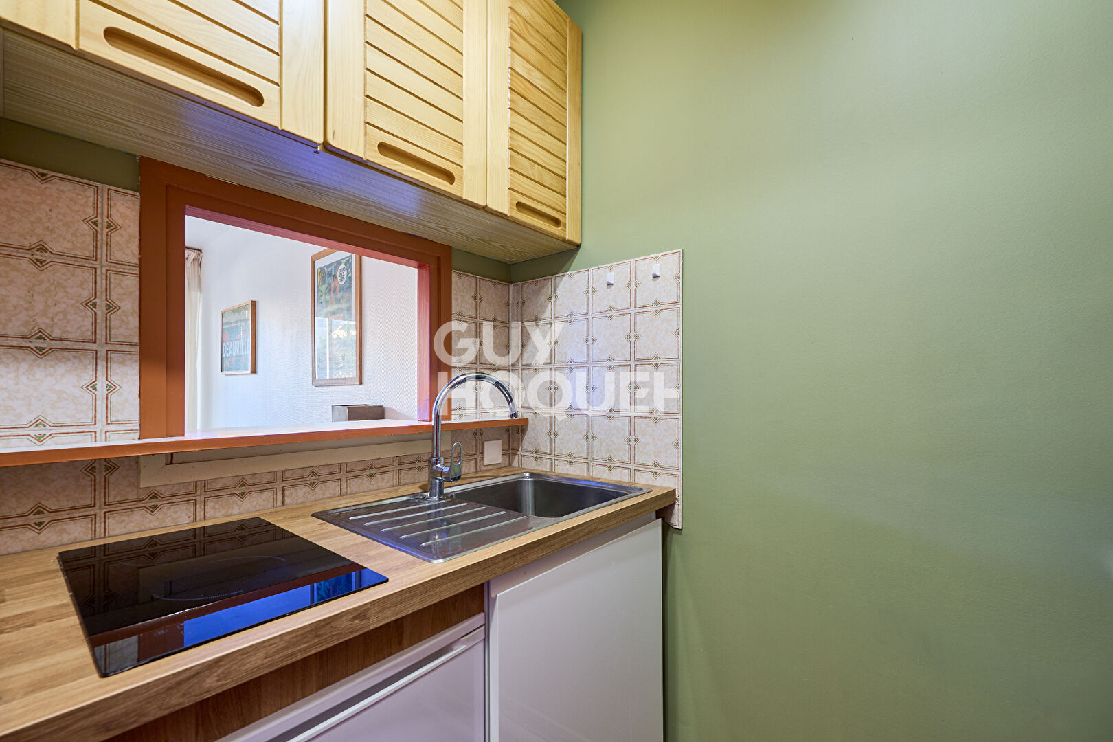 DEAUVILLE - SECTEUR RESIDENTIEL -STUDIO AVEC BALCON !