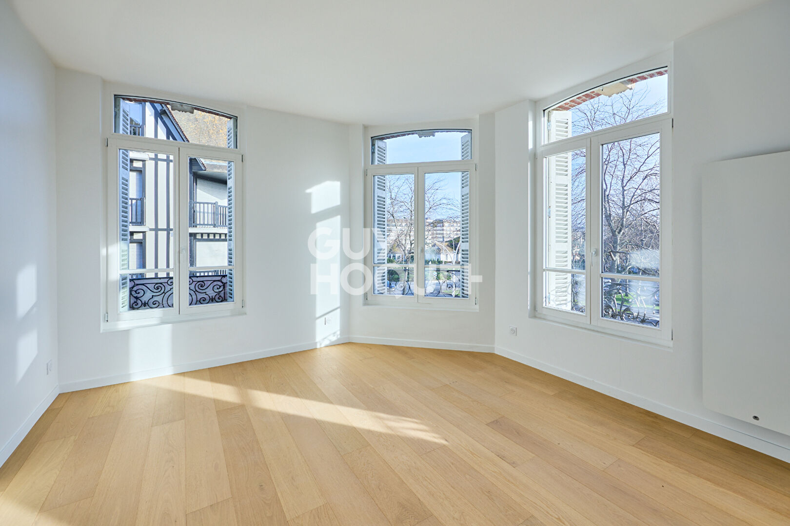 DEAUVILLE CENTRE - APPARTEMENT 4 PIÈCES