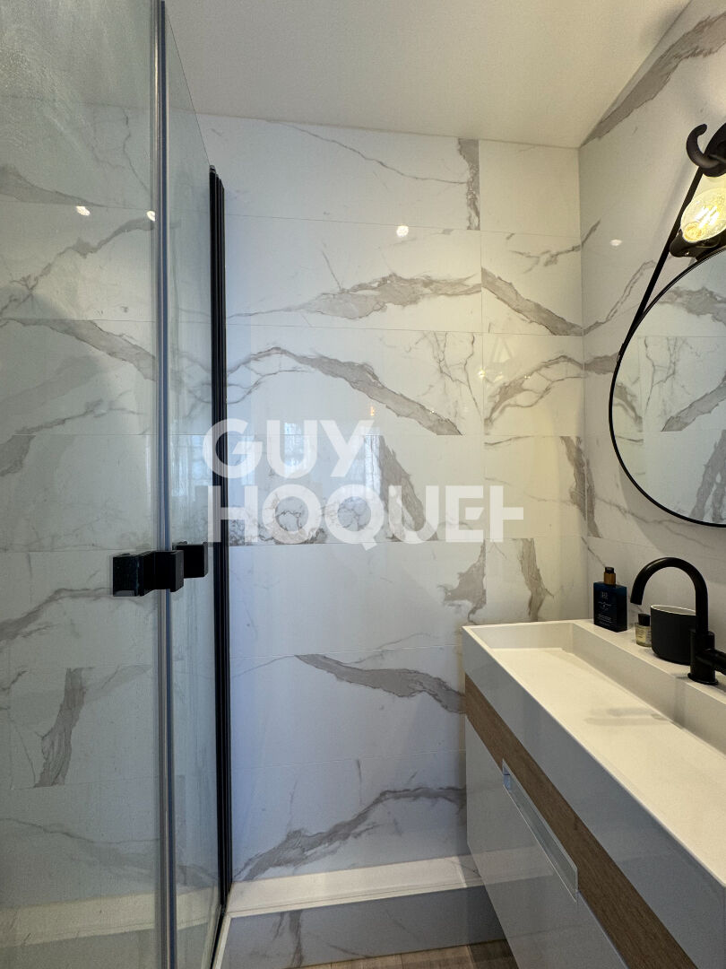 DEAUVLLE, APPARTEMENT 3 PIÈCES A VENDRE AVEC BALCON, PK ET CAVE !