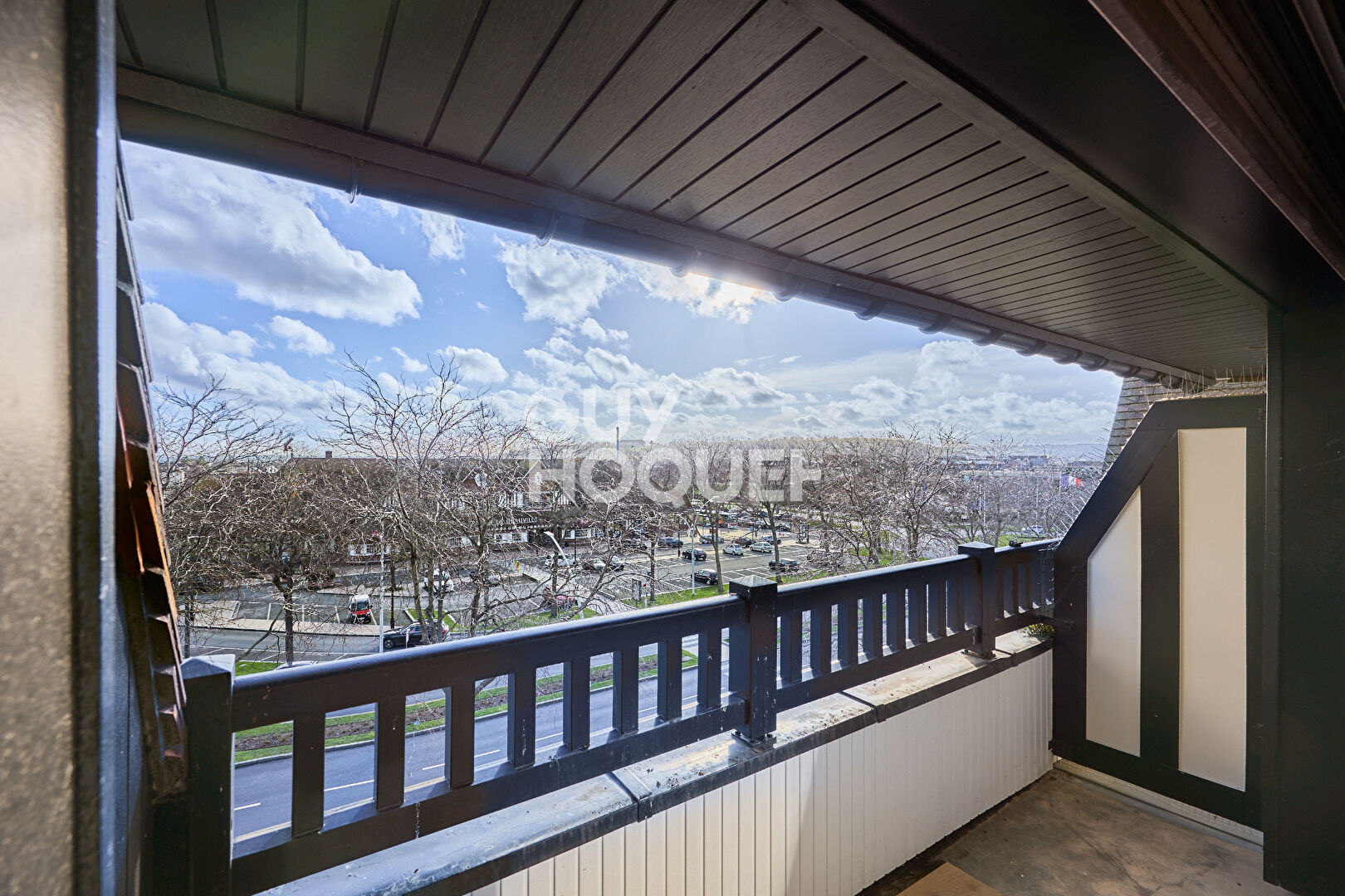 DEAUVILLE - 4 PIÈCES - BALCON - PARKING ET CAVE !