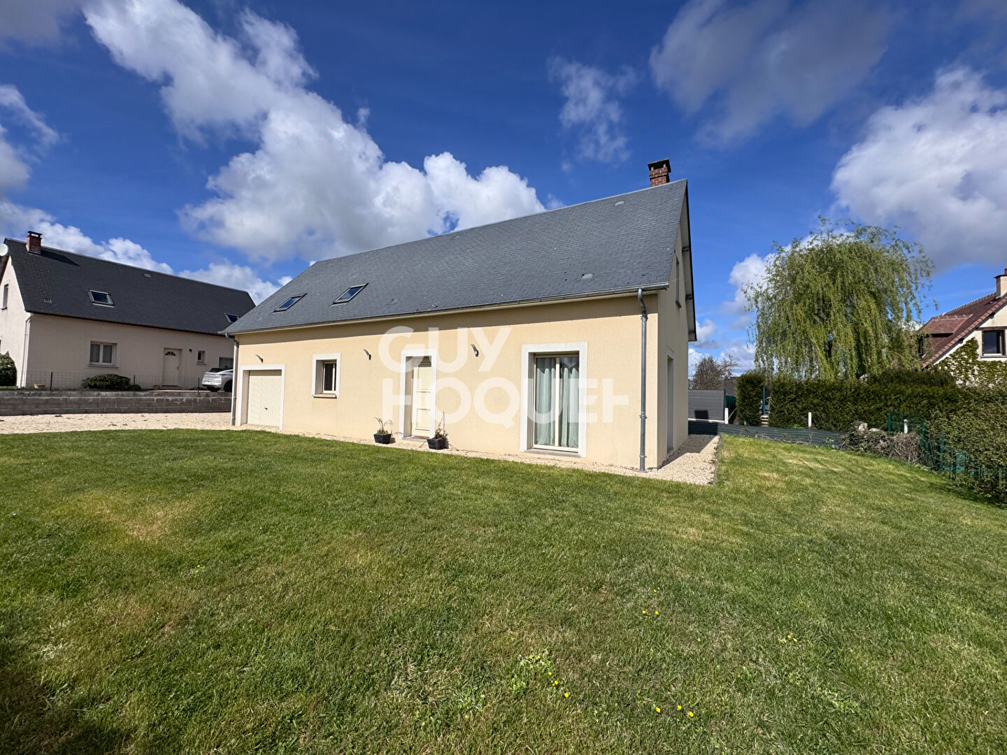 MAISON RECENTE AVEC TERRAIN - PONT L'EVEQUE