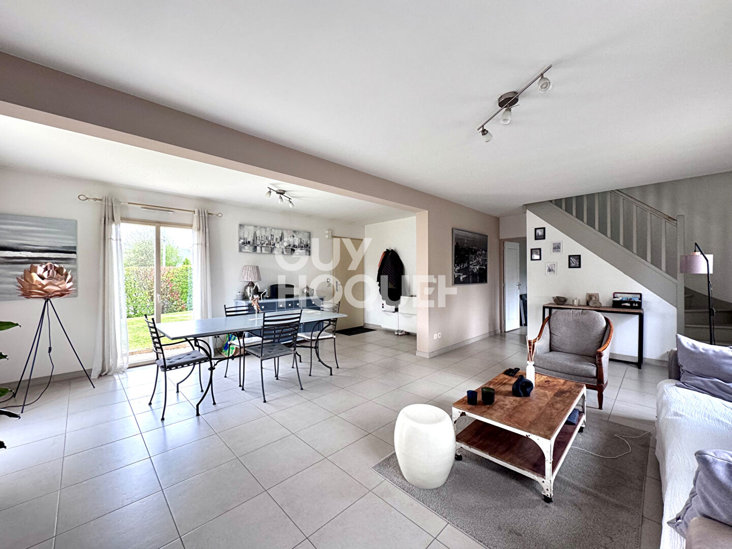 MAISON RECENTE AVEC TERRAIN - PONT L'EVEQUE