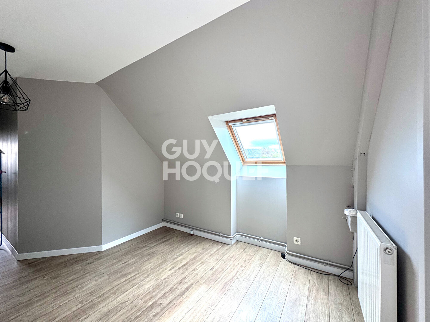 MAISON RECENTE AVEC TERRAIN - PONT L'EVEQUE