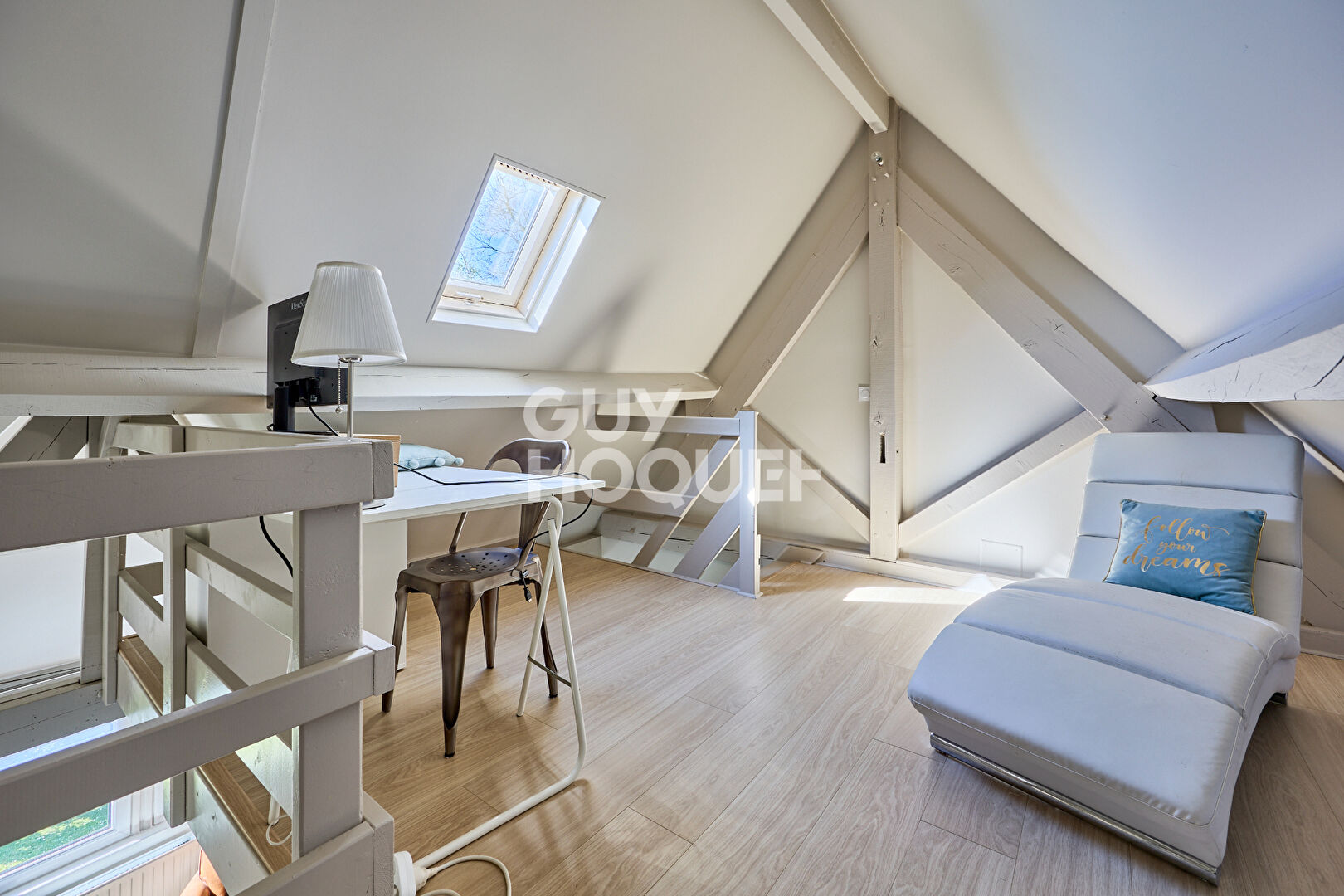 APPARTEMENT 100m² - PONT L'EVEQUE CENTRE