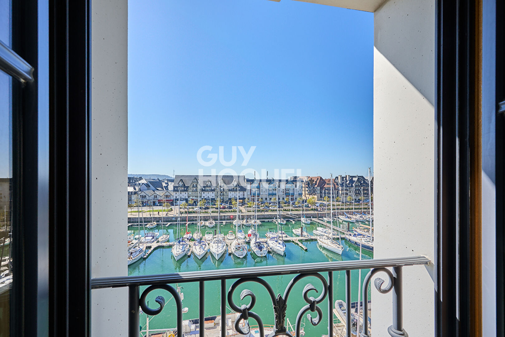 APPARTEMENT 100m² - 3 CHAMBRES - BOX CAVE - PRESQU'ÎLE DEAUVILLE