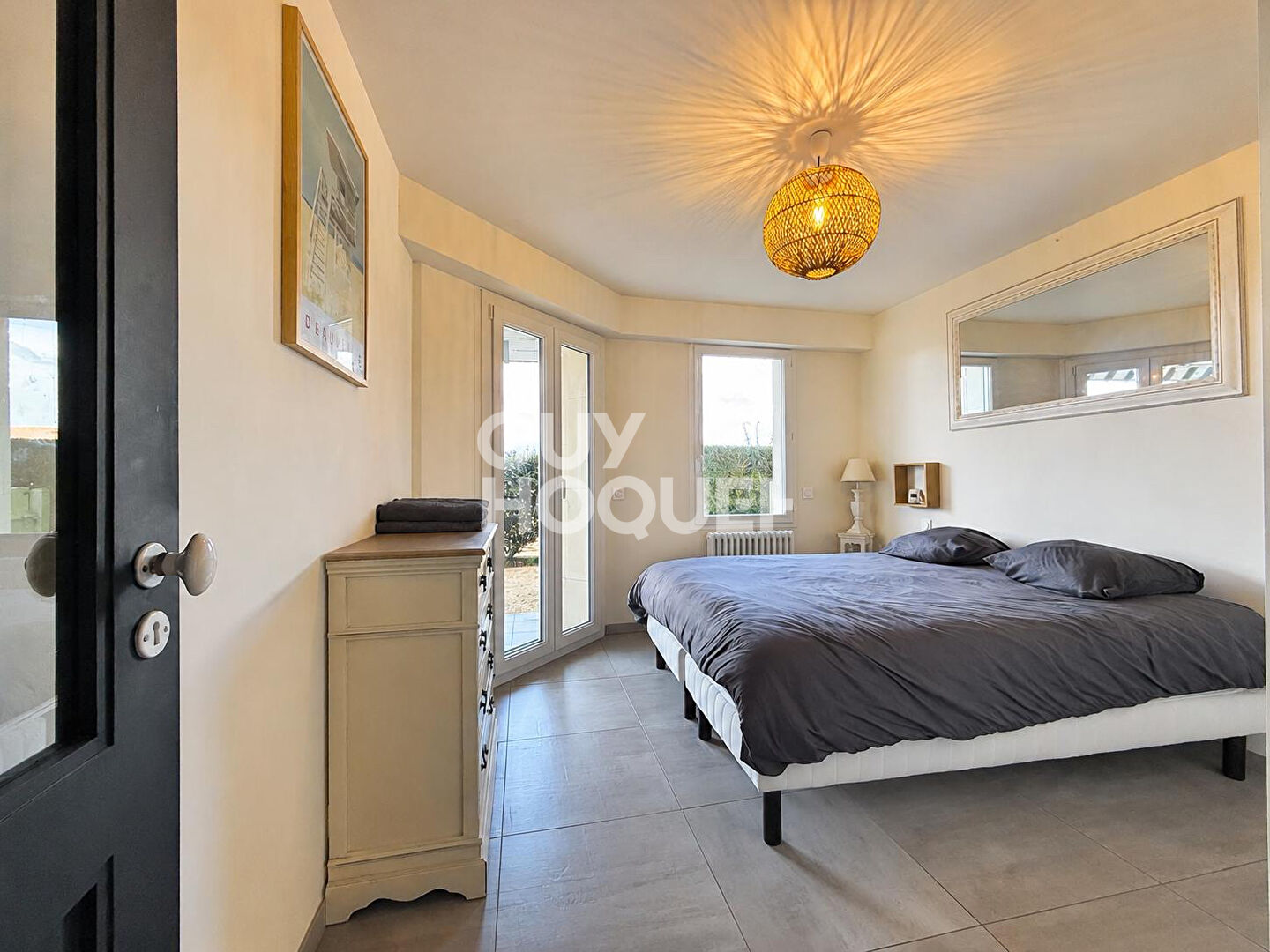 TOURGEVILLE PLAGE - APPARTEMENT 2/3 PIECES EN REZ DE JARDIN FACE MER