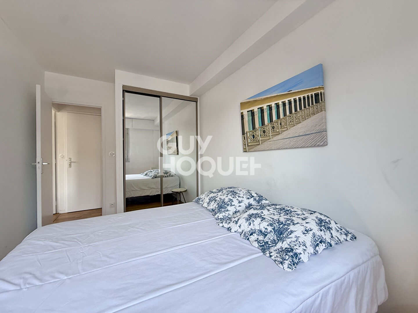 BEL APPARTEMENT 2 PCS - PLACE MORNY - BALCON - CAVE et PK