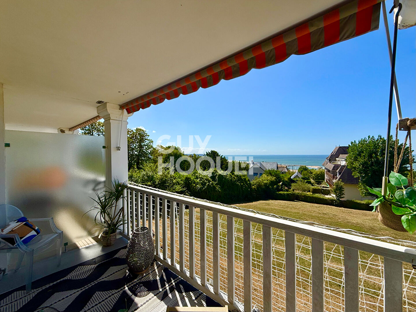 STUDIO AVEC VUE MER -  TERRASSE & PARKING - TROUVILLE SUR MER