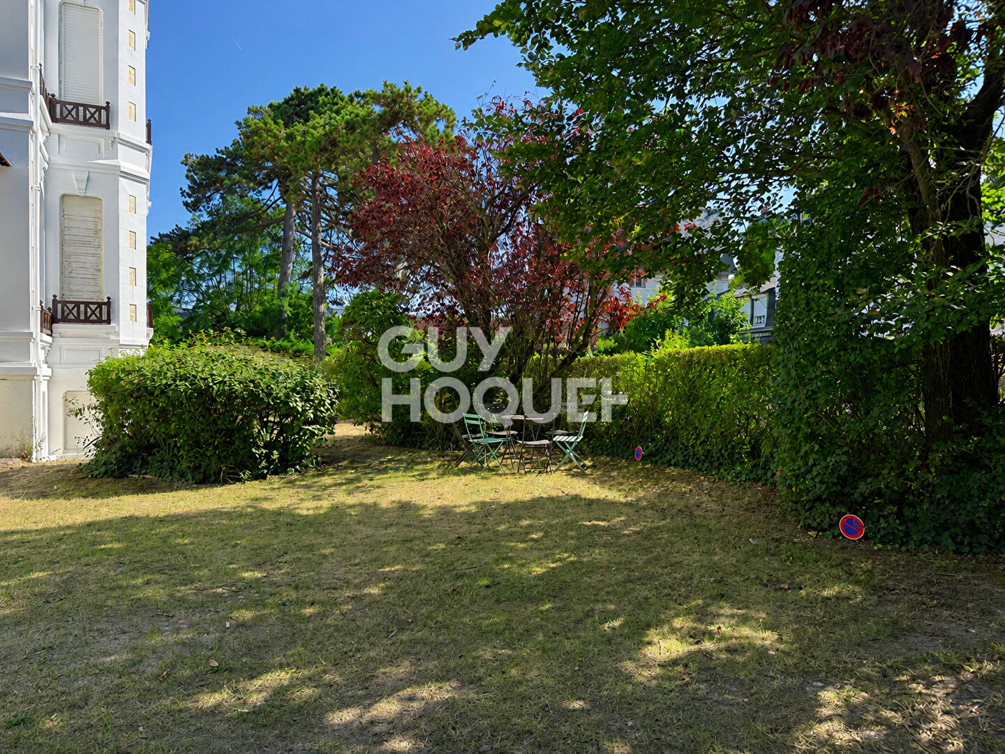 APPARTEMENT 2 PIECES DEAUVILLE - CHARME ET HISTOIRE  !