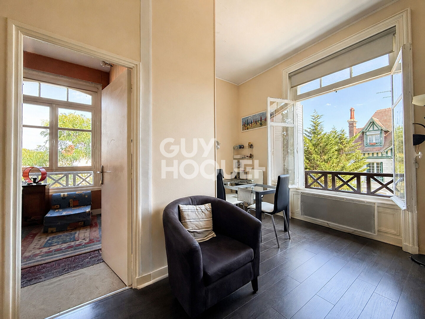 APPARTEMENT 2 PIECES DEAUVILLE - CHARME ET HISTOIRE  !