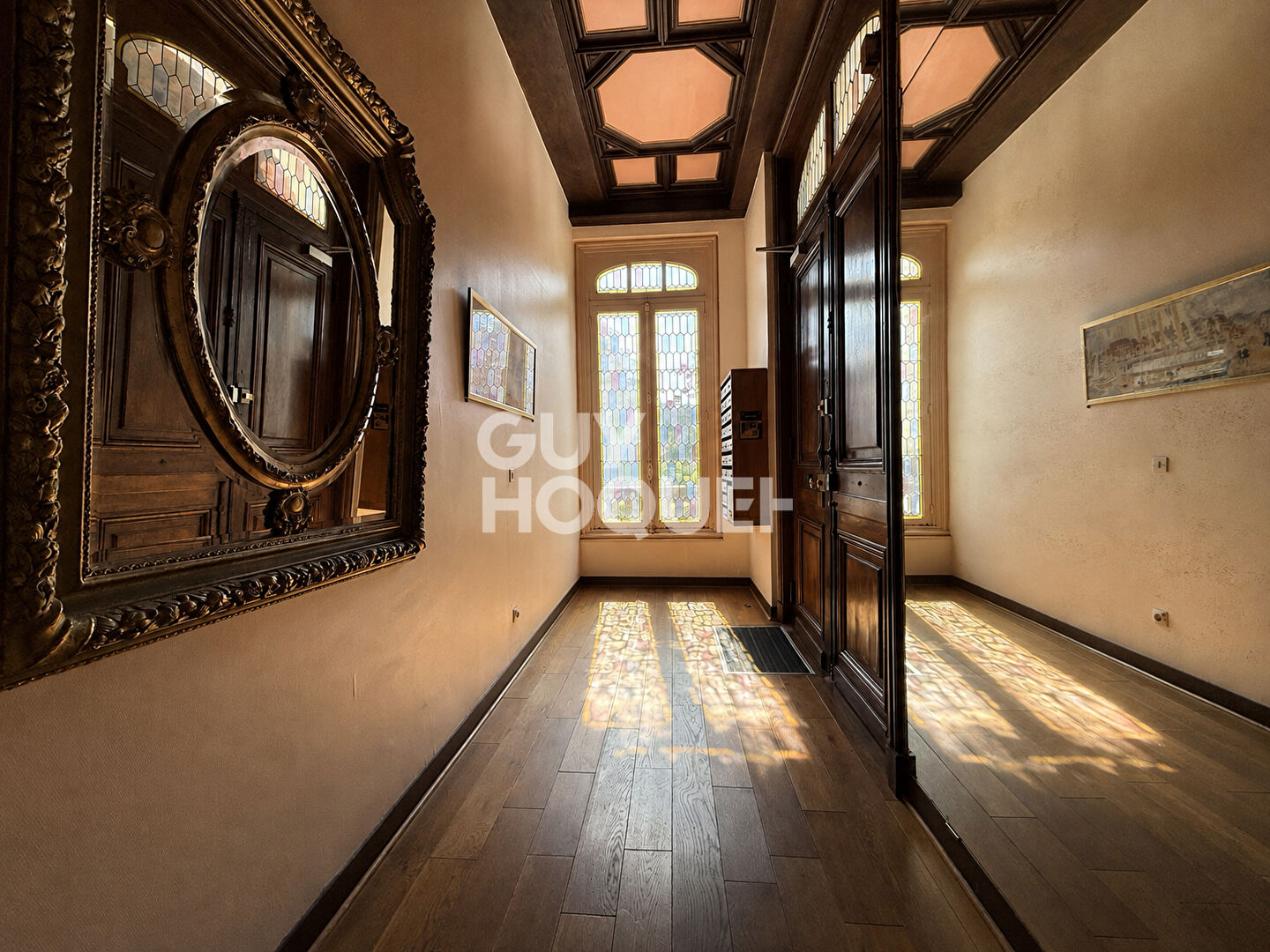 APPARTEMENT 2 PIECES DEAUVILLE - CHARME ET HISTOIRE  !