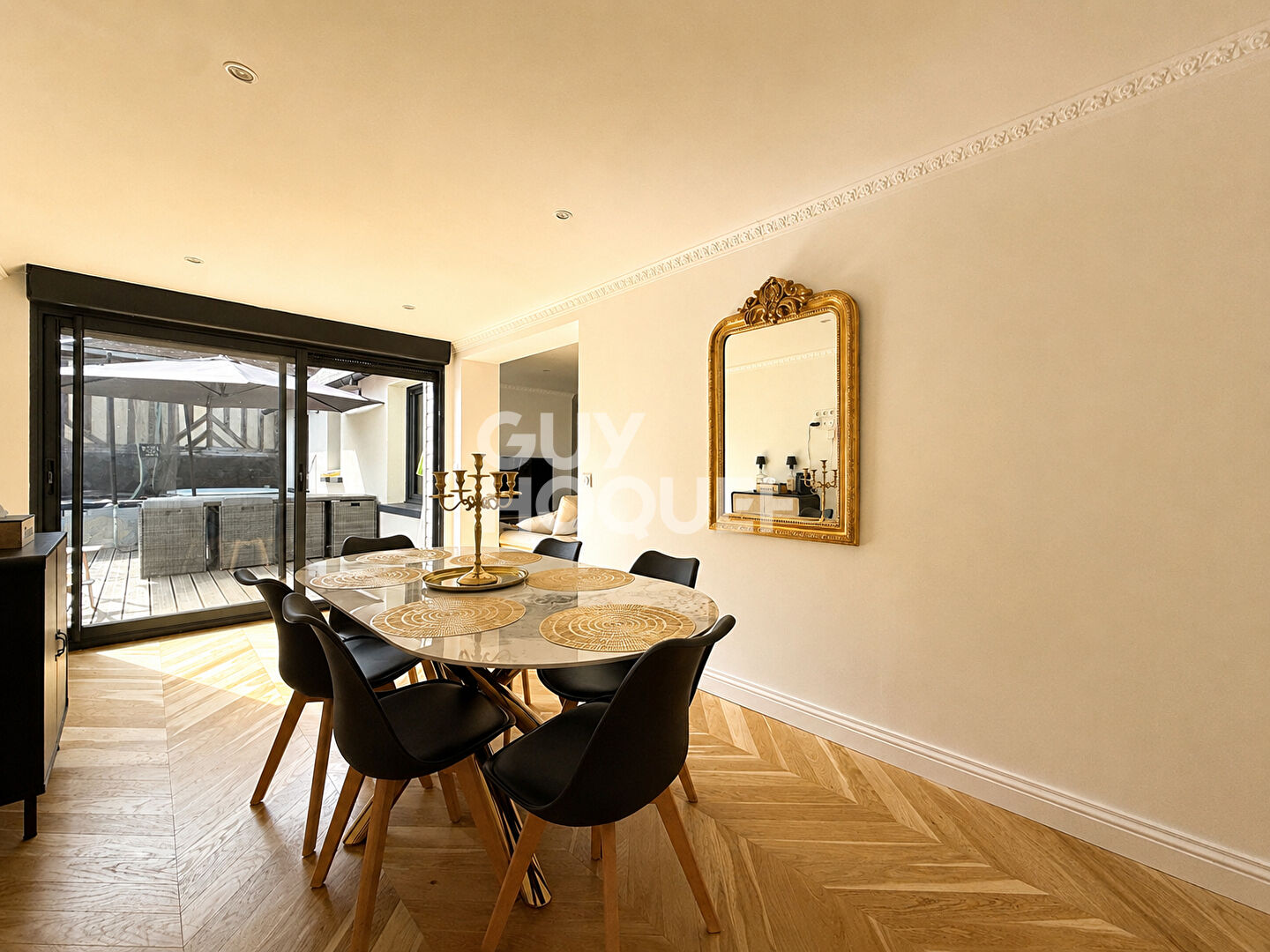 TOUQUES - MAISON NORMANDE RENOVEE AVEC TERRASSE ET GRAND GARAGE