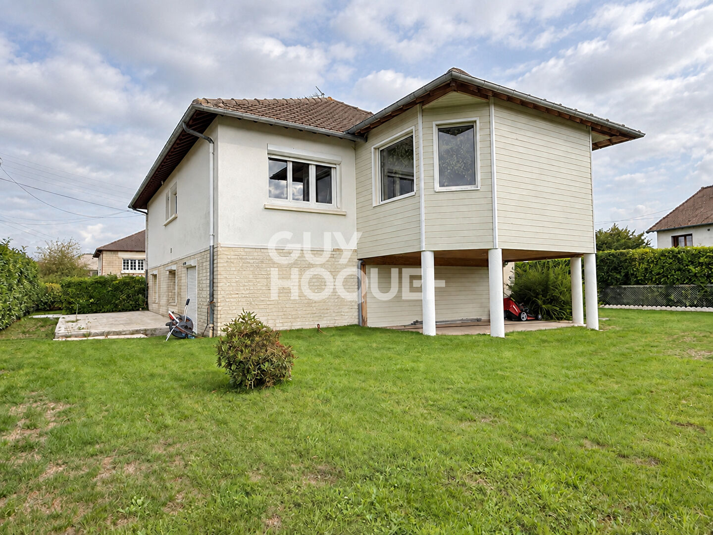 TROUVILLE -SUR-MER - MAISON FAMILIALE AVEC JARDIN !
