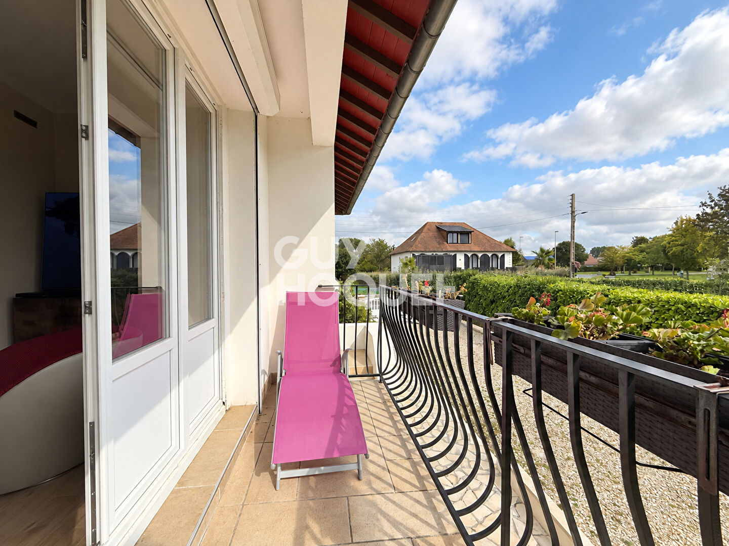 TROUVILLE -SUR-MER - MAISON FAMILIALE AVEC JARDIN !
