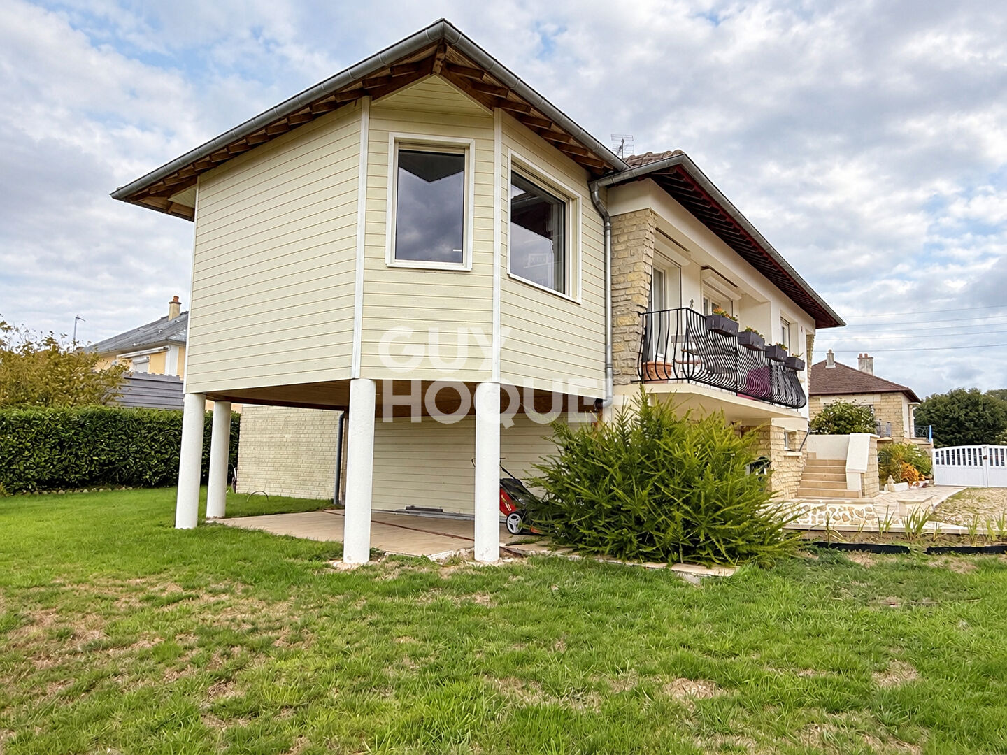 TROUVILLE -SUR-MER - MAISON FAMILIALE AVEC JARDIN !