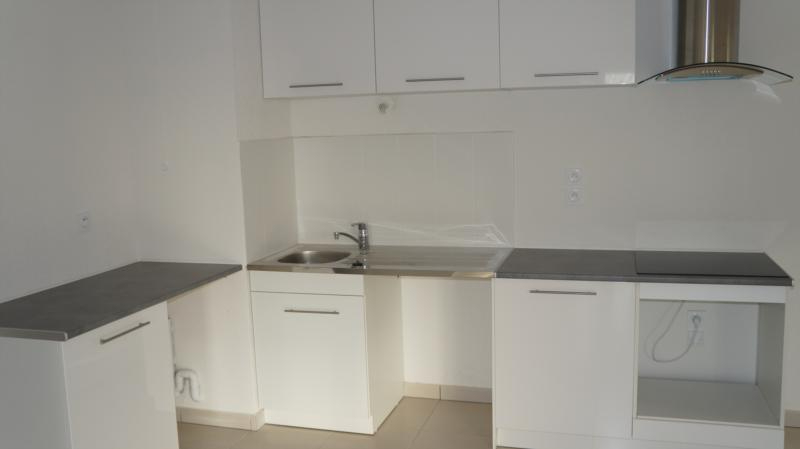 À vendre loué : Appartement 3 pièces à Décines-Charpieu - Réf. 5034