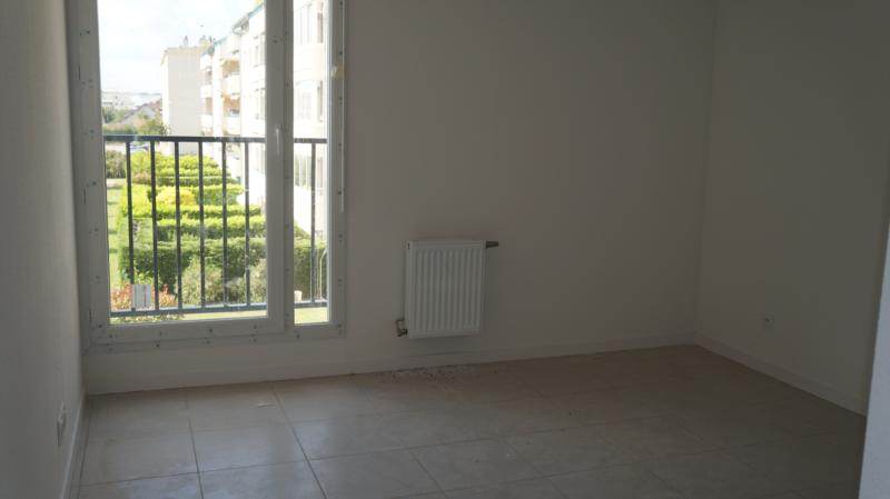 À vendre loué : Appartement 3 pièces à Décines-Charpieu - Réf. 5034