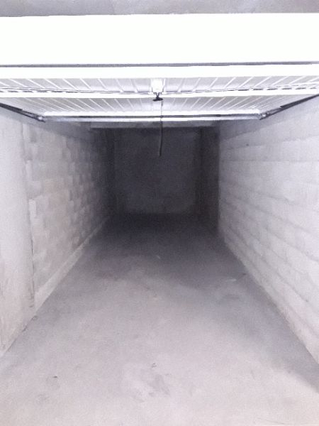 Garage/Box double en sous sol 
