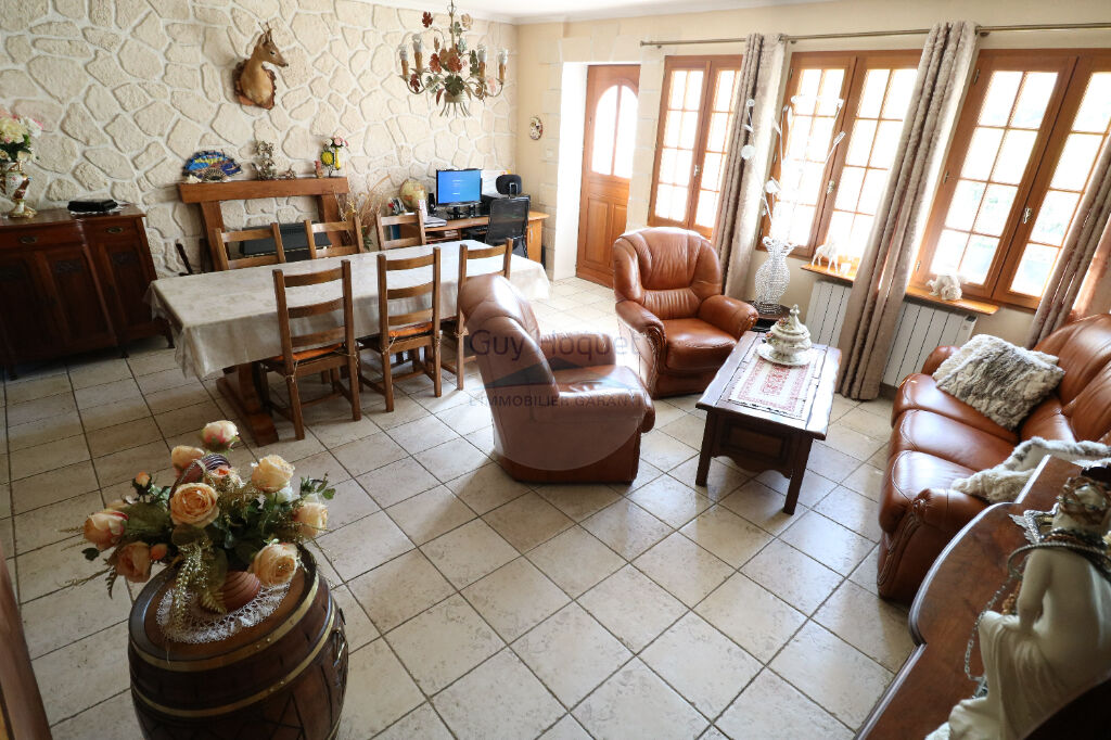 Vente maison 90 m² limite Décines Vaulx en Velin