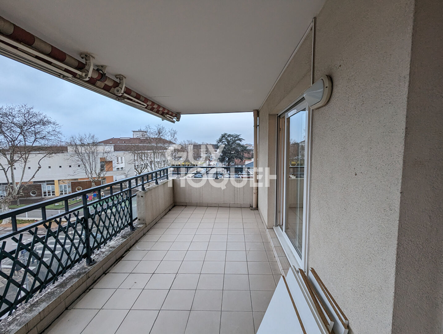 DECINES CENTRE appartement type 4