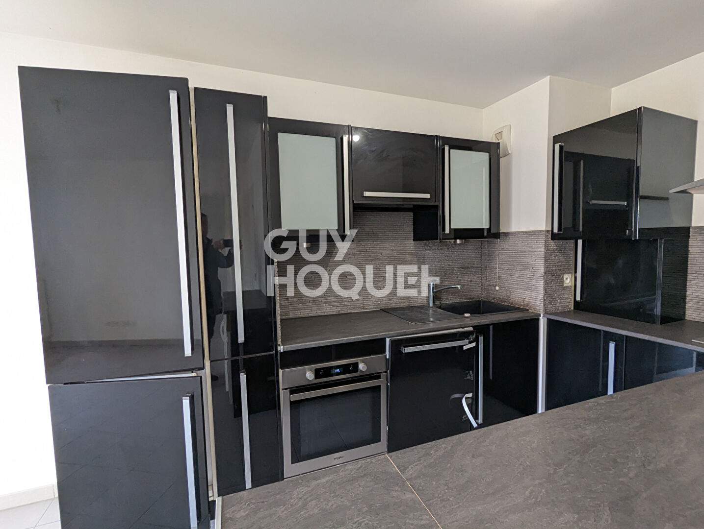 Appartement T2  rez de jardin à vendre à Décines Charpieu -