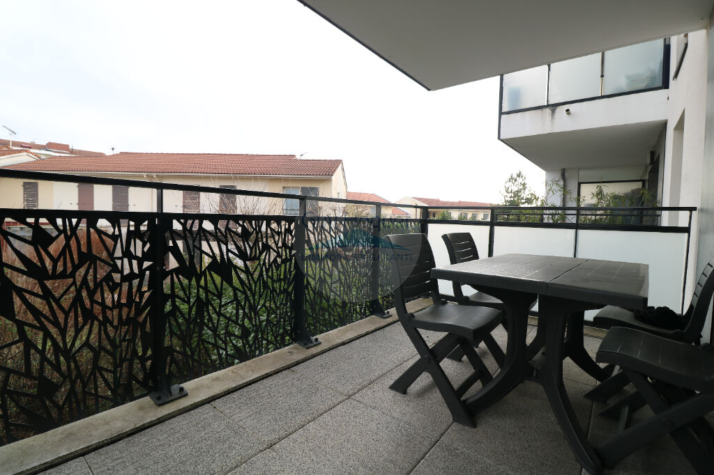 A vendre appartement type 2 résidence le Prés du Canal