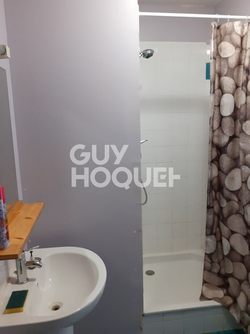 À LOUER - T1 MEUBLÉ - BRON 