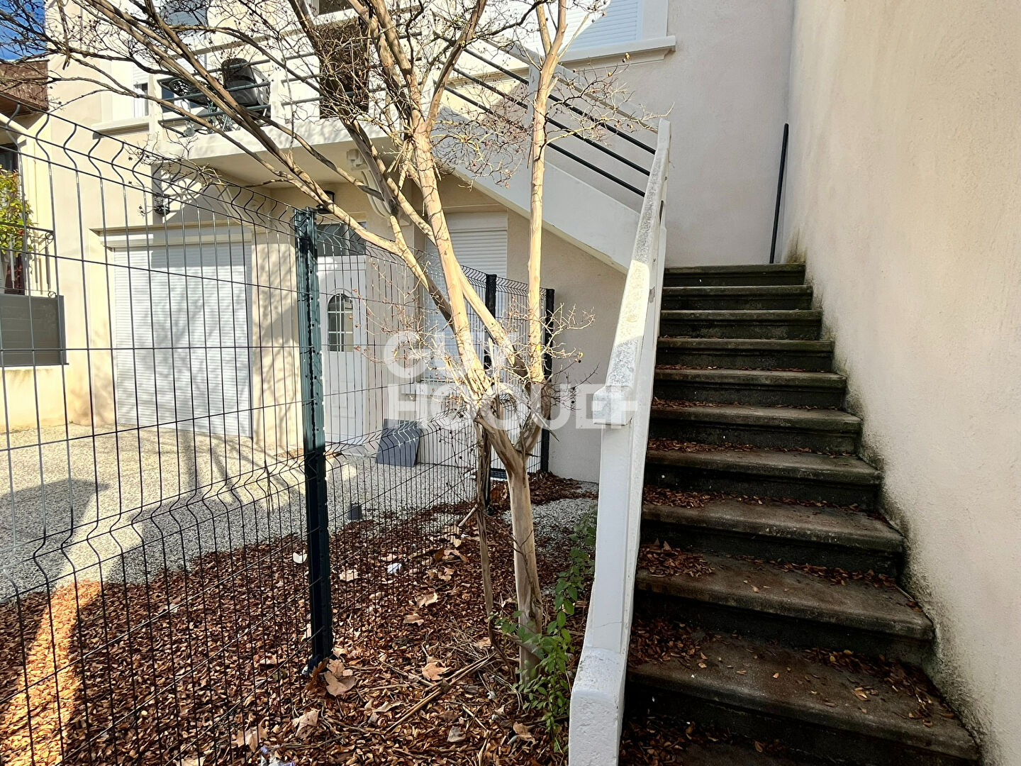 DECINES CHARPIEU  secteur canal : appartement T3 neuf en location