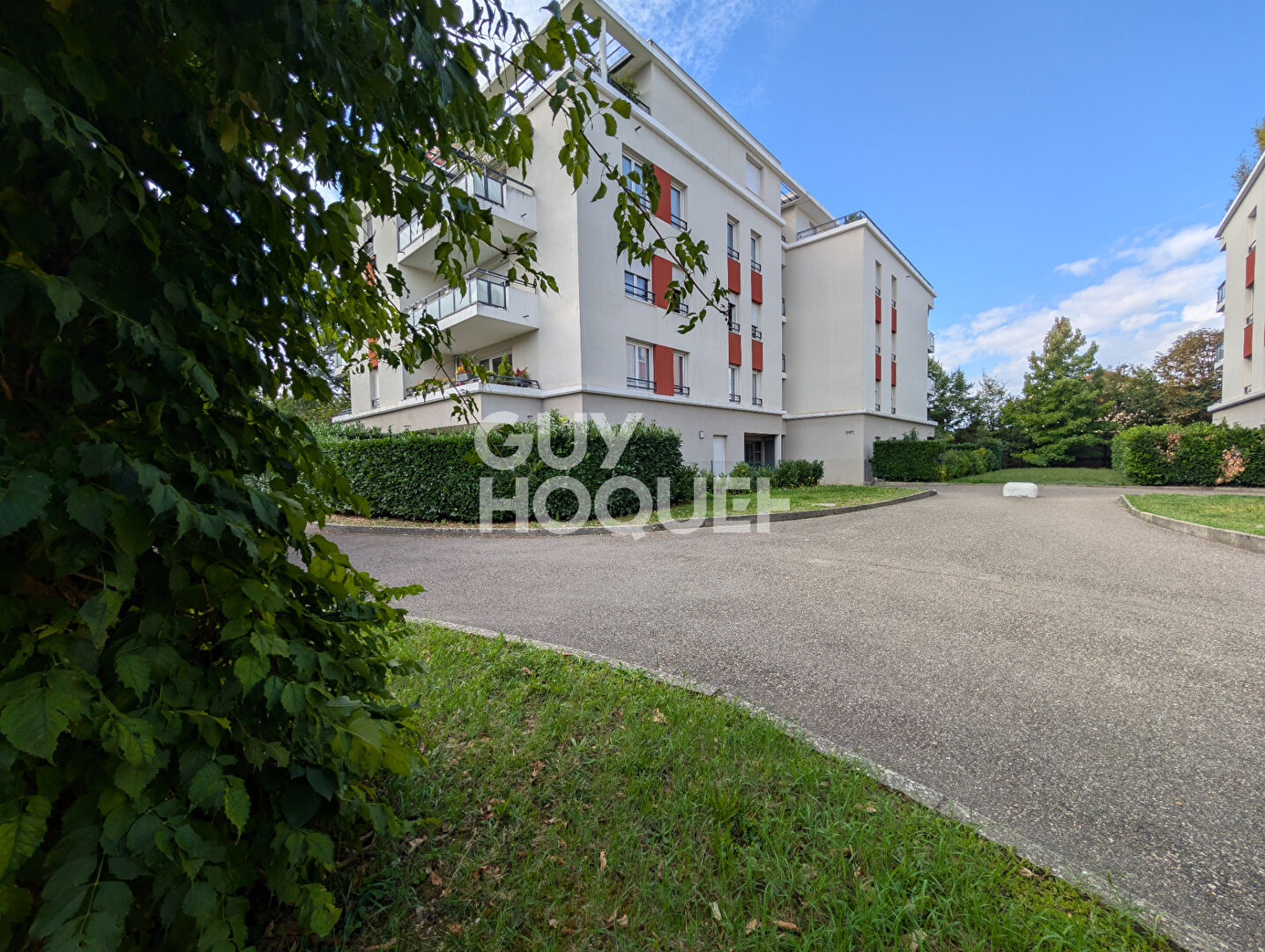 Appartement Decines Charpieu 4 pièce(s) 90 m2