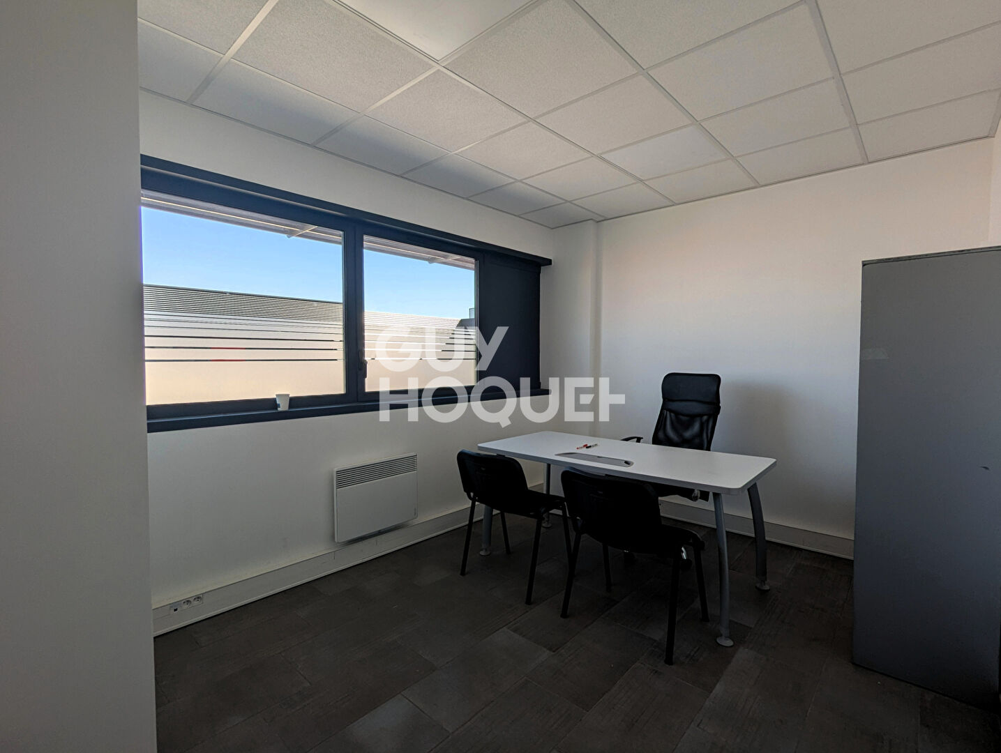 Local commercial Decines Charpieu 3 pièce(s) 50 m2