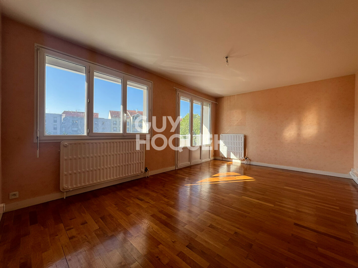 Appartement 3 pièces à louer au centre-ville de Décines-Charpieu