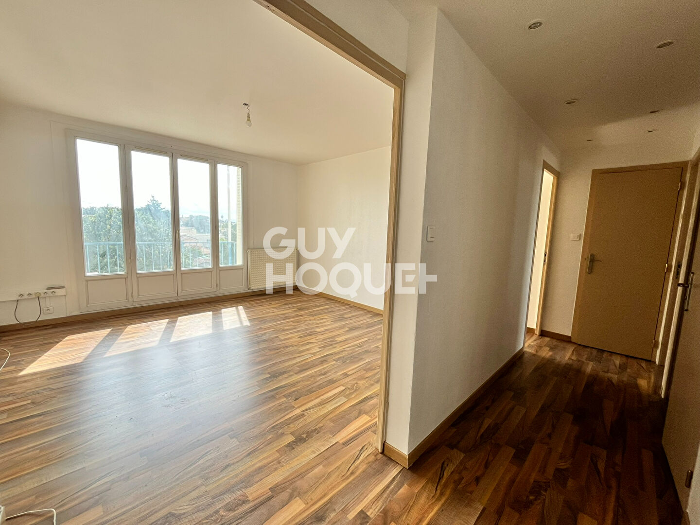 Appartement 3 pièces à louer au centre-ville de Meyzieu