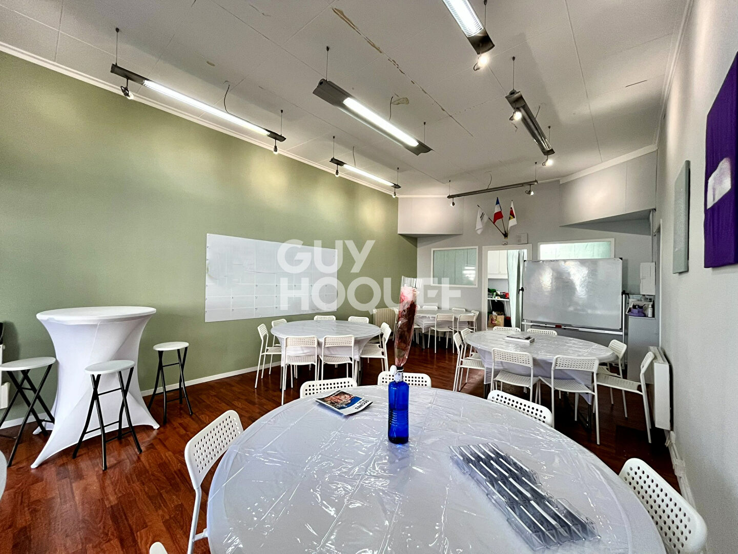 Local commercial à louer à Décines Charpieu - Réf. 5231