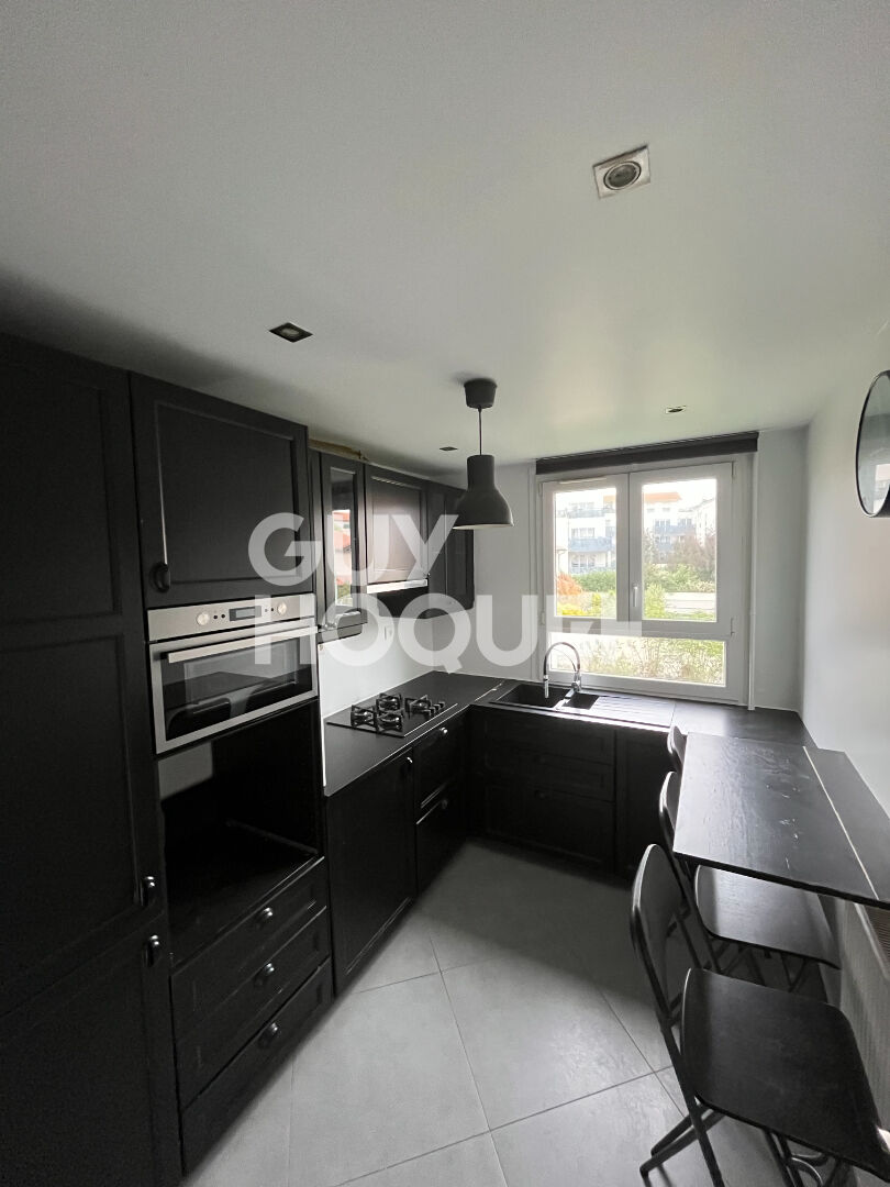 Appartement 4 pièces à louer à Vaulx-en-Velin Village - Réf. 3527