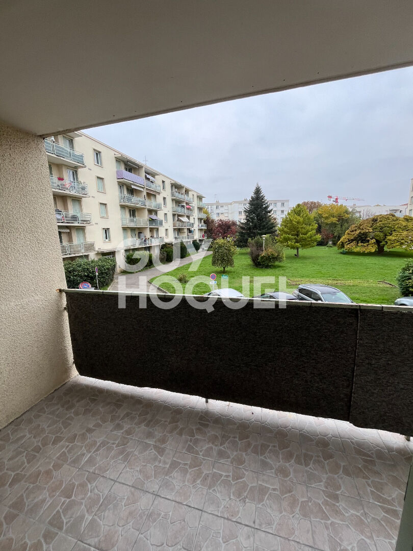 Appartement 4 pièces à louer à Vaulx-en-Velin Village - Réf. 3527