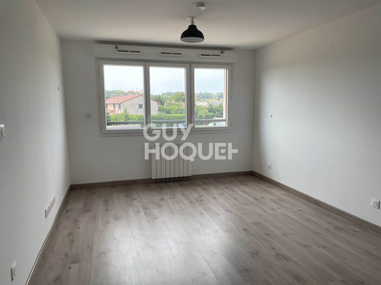 STUDIO de 23.41 m² - MEYZIEU