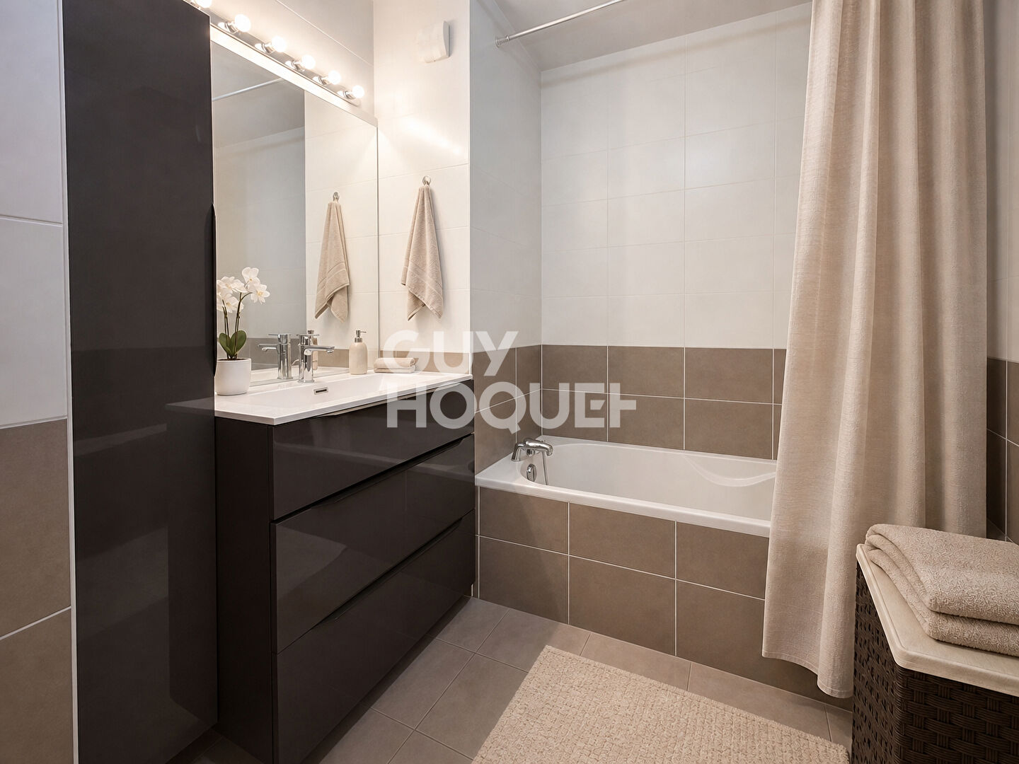 Superbe appartement 3 pièces à vendre à Décines Charpieu - Quartier Berthaudière
