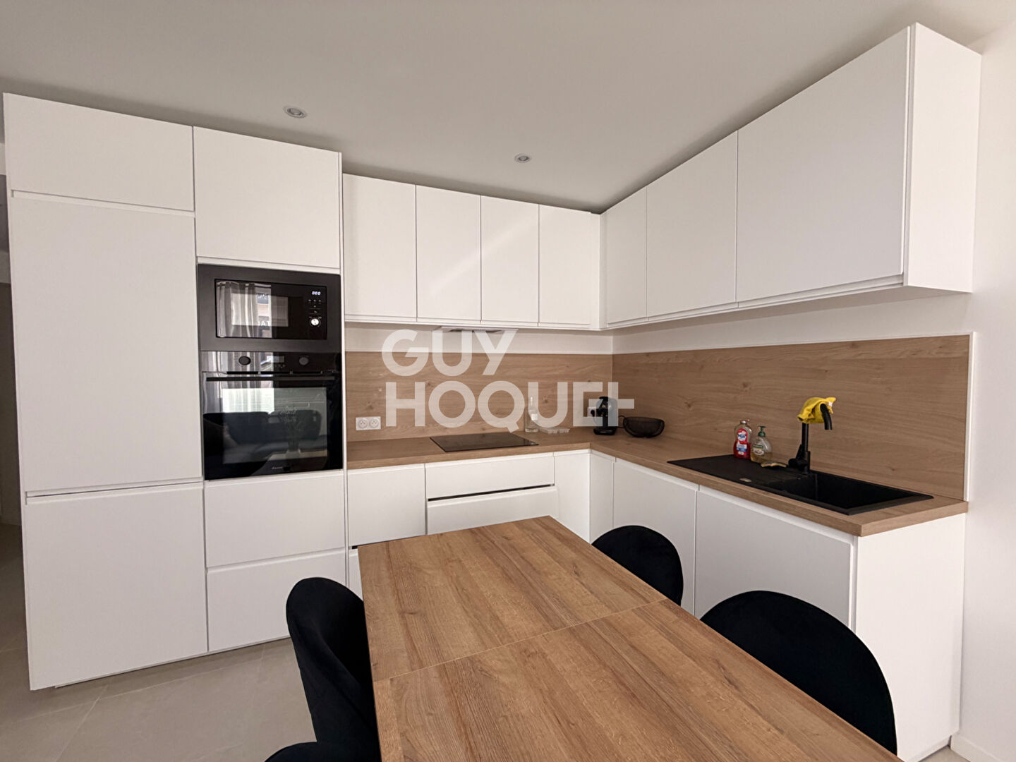 Appartement T2 à louer à Saint-Laurent-de-Mûre - Réf. 5327