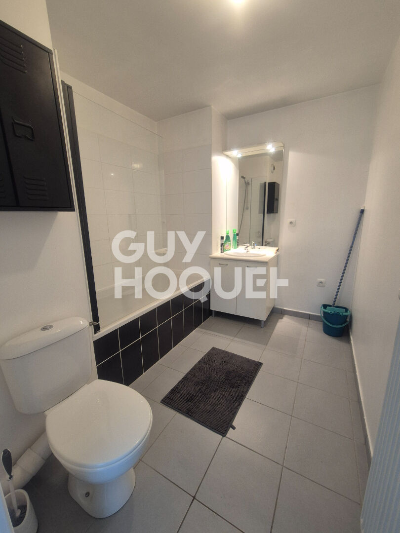 Appartement T2 meublé à louer à Villeurbanne - Saint-Jean, 6ème étage