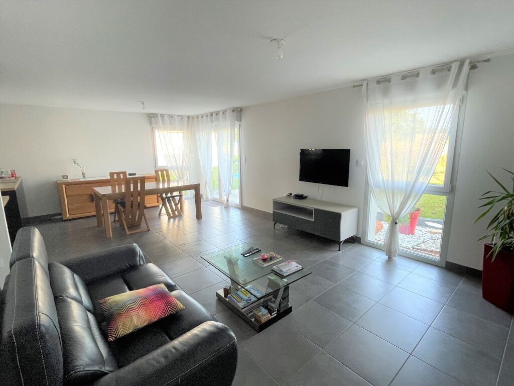 Maison récente 4 pièces 90m²