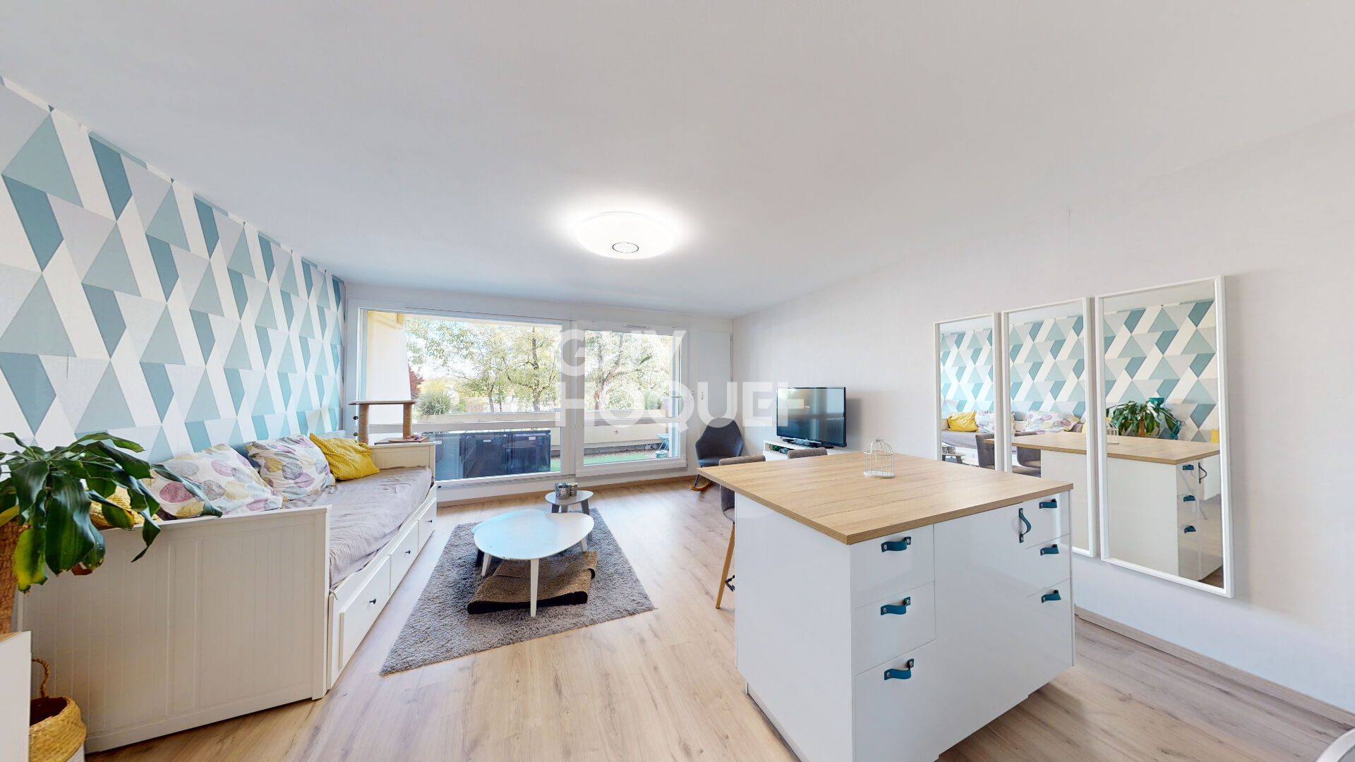 Studio meublé 32.9 m2