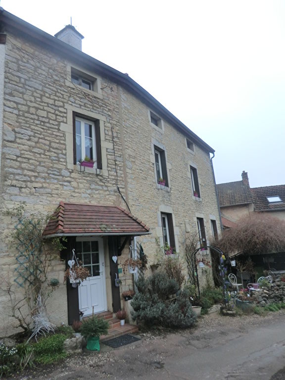 Belle maison en pierre de 120 m²  Velar sur Ouche 