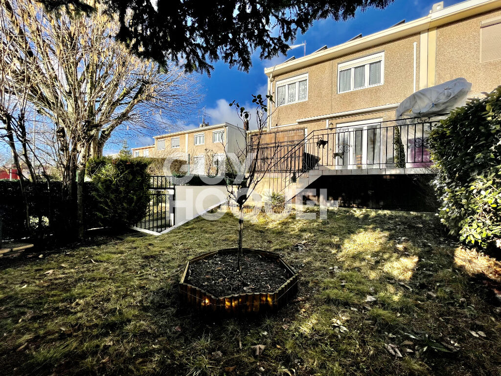 CHENOVE - MAISON T4 - 72m²