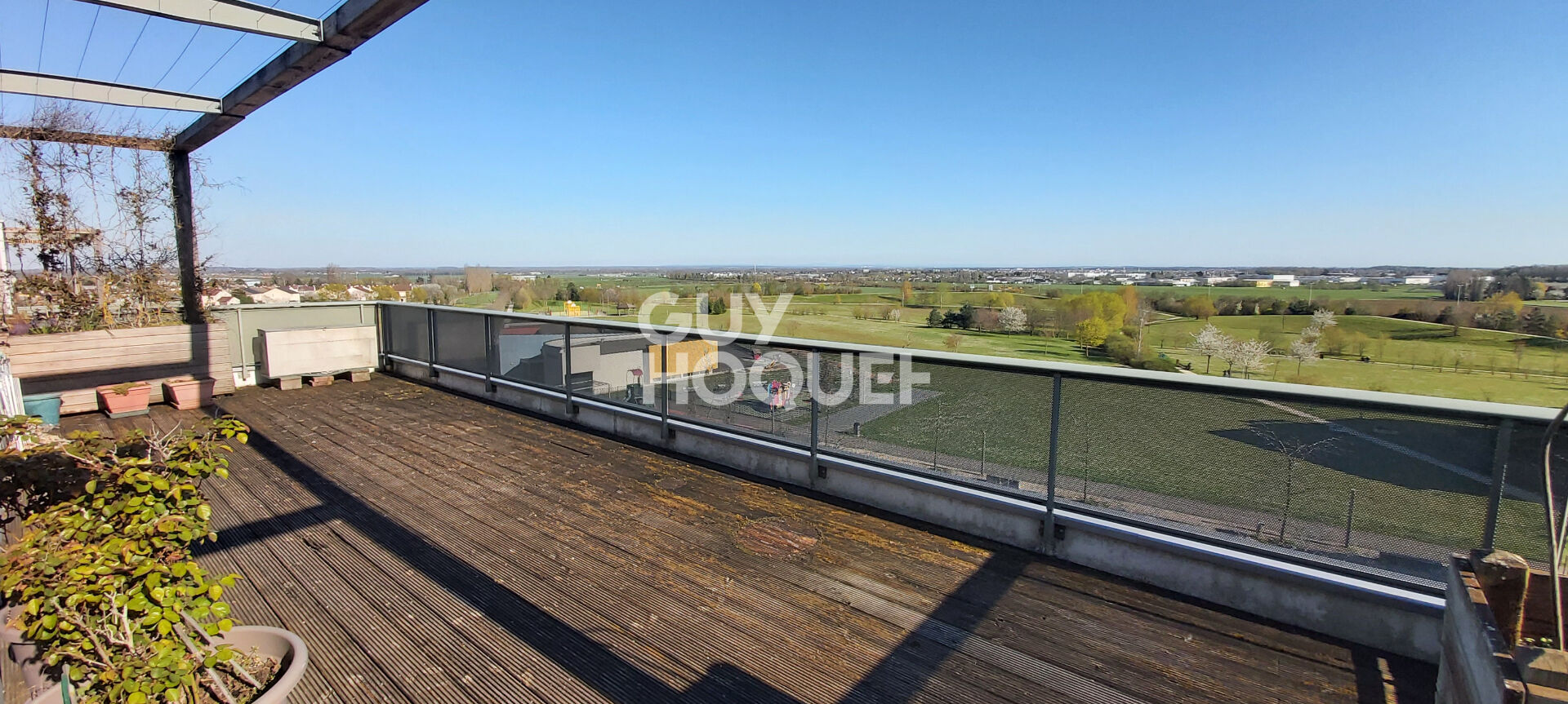 SAINT APOLLINAIRE : appartement 4 pièces (85 m²) à vendre