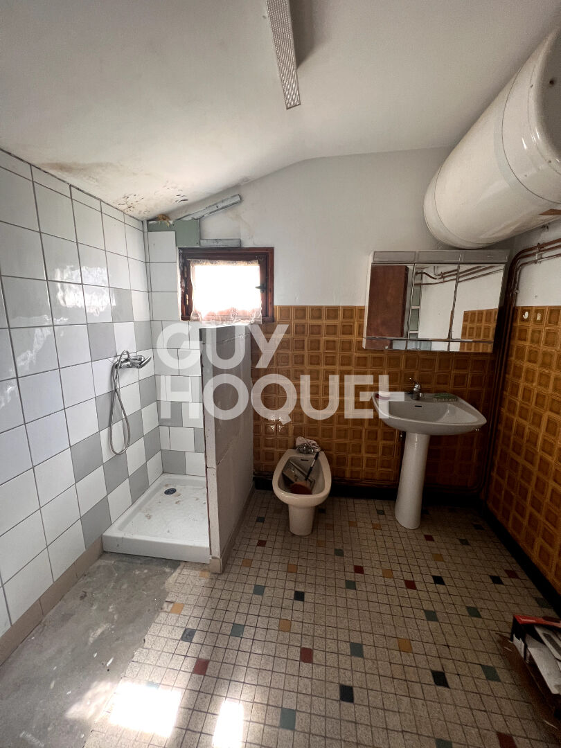 Terrain constructible et Maison  3 pièce(s)