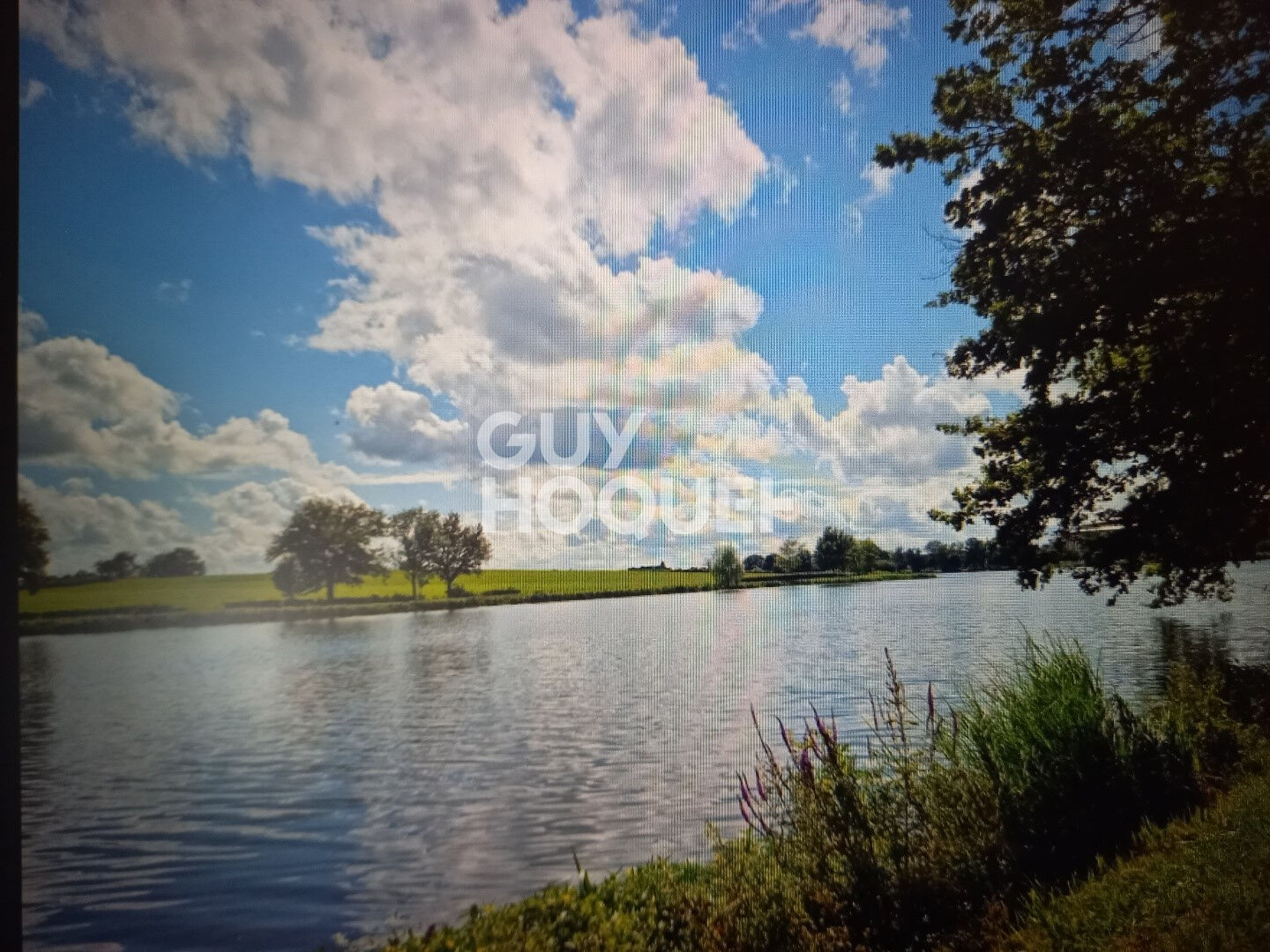 RESTAURANT et DANCING 600 M² + Parking de 8 000 M²