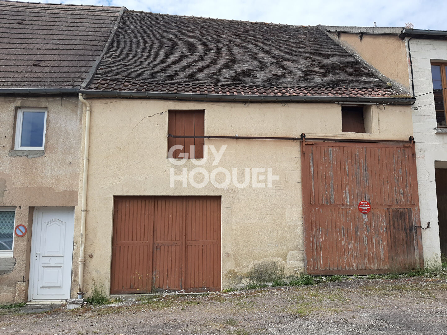 Grange de 90 m² en tres bon état  proche d'avallon