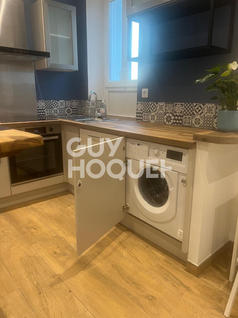 A  100 m² de L'ECOLE DE COMMERCE et CENTRE VILLE