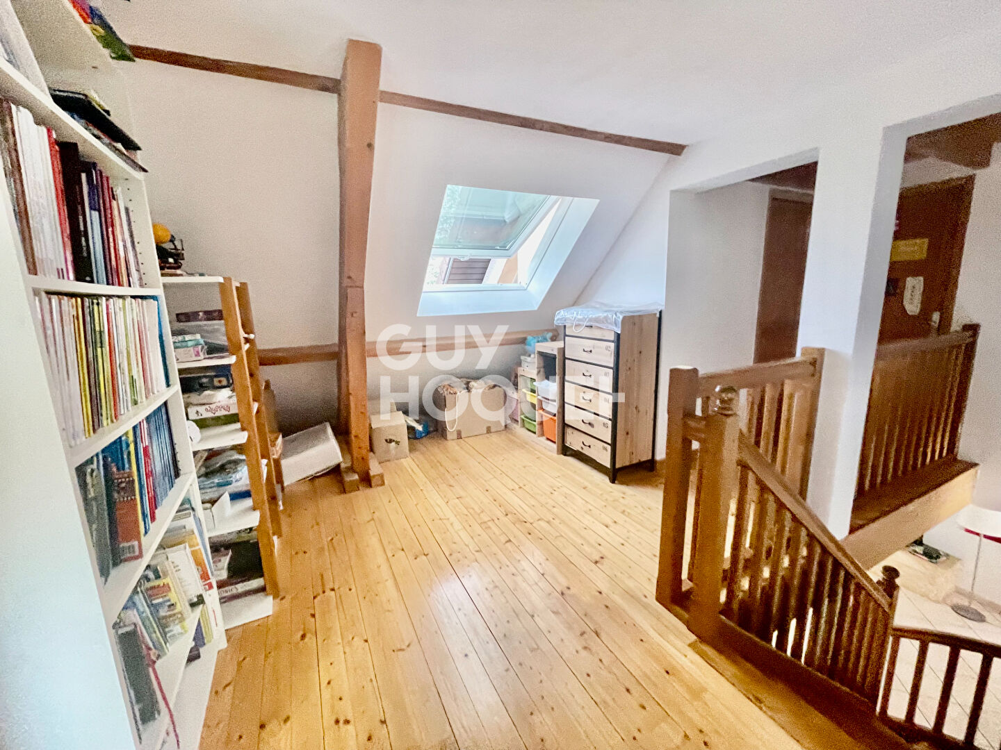 Maison familiale avec vaste terrain, piscine, et sous-sol exceptionnel , À 10 min de la Toison d'Or