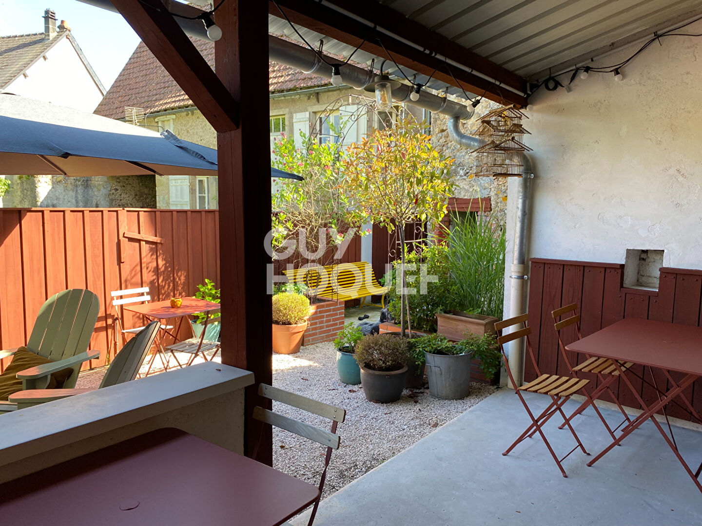 Bar/tabac/restaurant LUCENAY L'EVEQUE